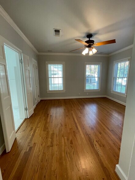 Primary bedroom - 1500 Preston Ave