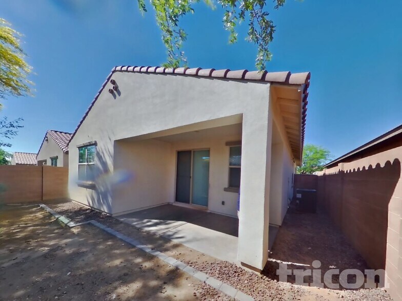 Building Photo - 13283 N 144th Ln