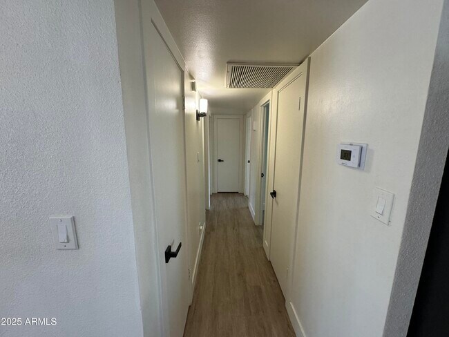 Building Photo - 2115 S Stanley Pl