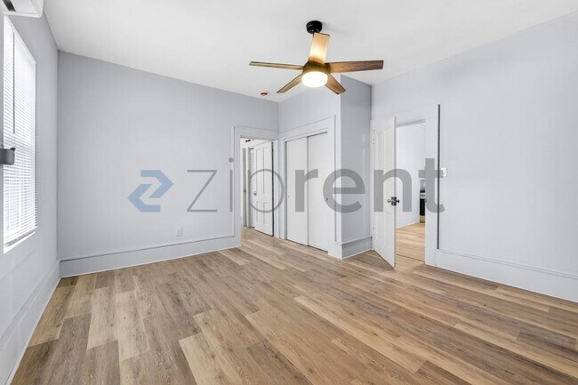 Building Photo - 309 Park St