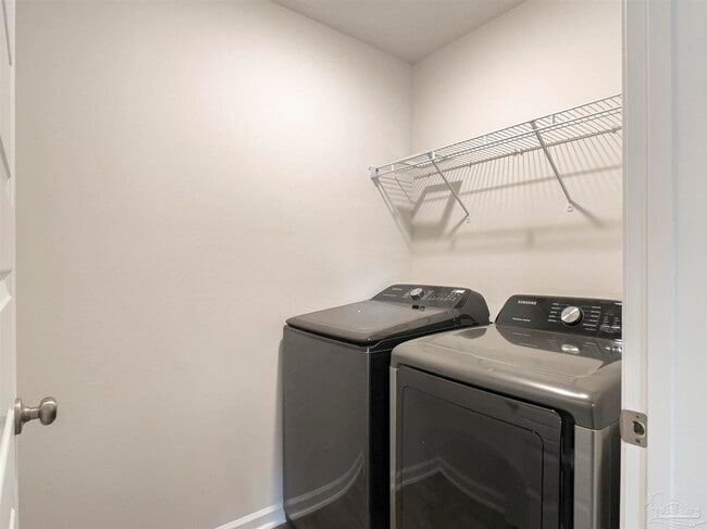 Building Photo - 5562 Galahad Trl