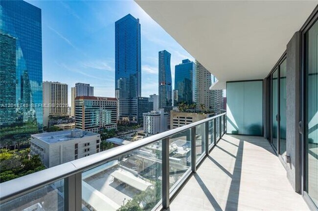 Building Photo - 1300 S Miami Ave