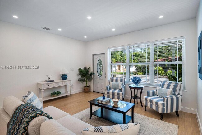 Building Photo - 696 NE 67th St