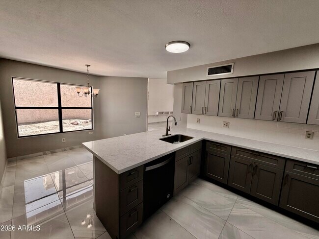 Building Photo - 4548 E Shomi St