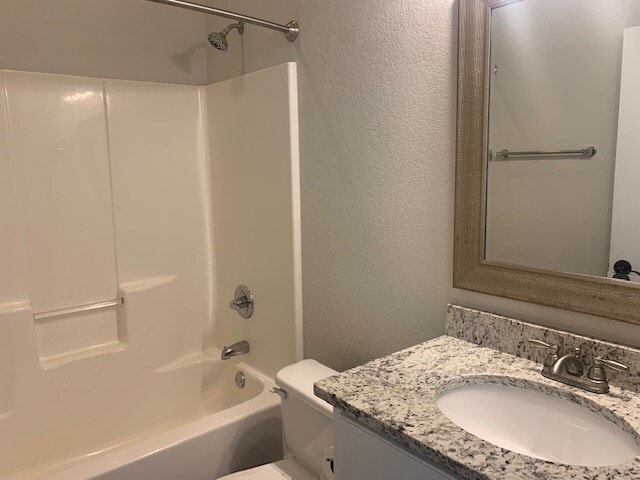 Building Photo - 301 Summercreek Cove