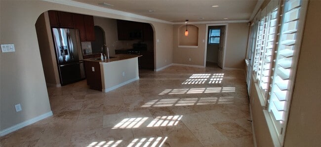 Building Photo - 7207 Raton St