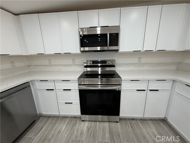 Building Photo - 3590 Buchanan St