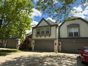 Building Photo - 803 Marseilles Cir