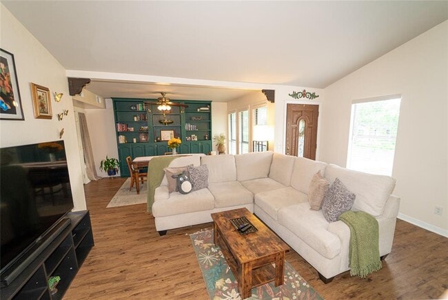 Building Photo - 5215 Overbrook Dr