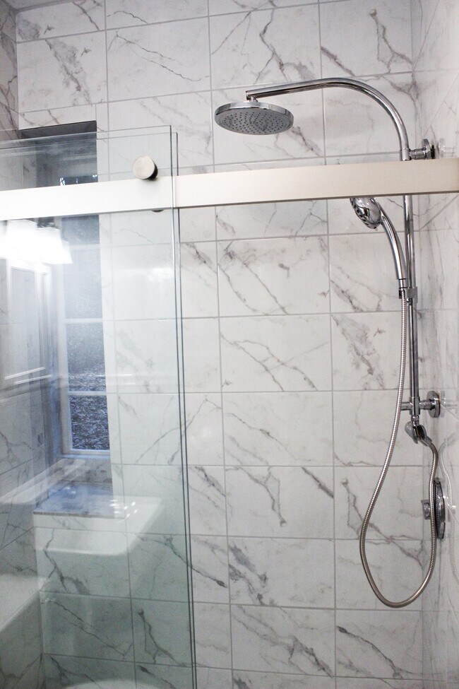 Bathroom shower - 2948 Albemarle St NW