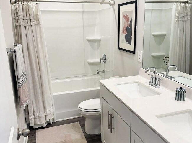 Building Photo - Spacious 4 Bedroom Home with Main-Level Primary and 2-Car Garage