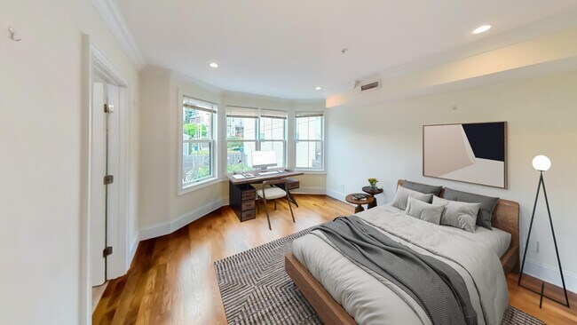 Building Photo - 39 Juniper St