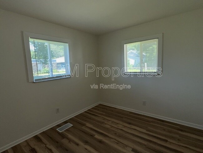 Building Photo - 3542 Graceland Ave