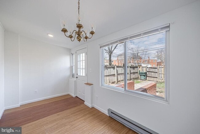 Building Photo - 156 Wesmond Dr