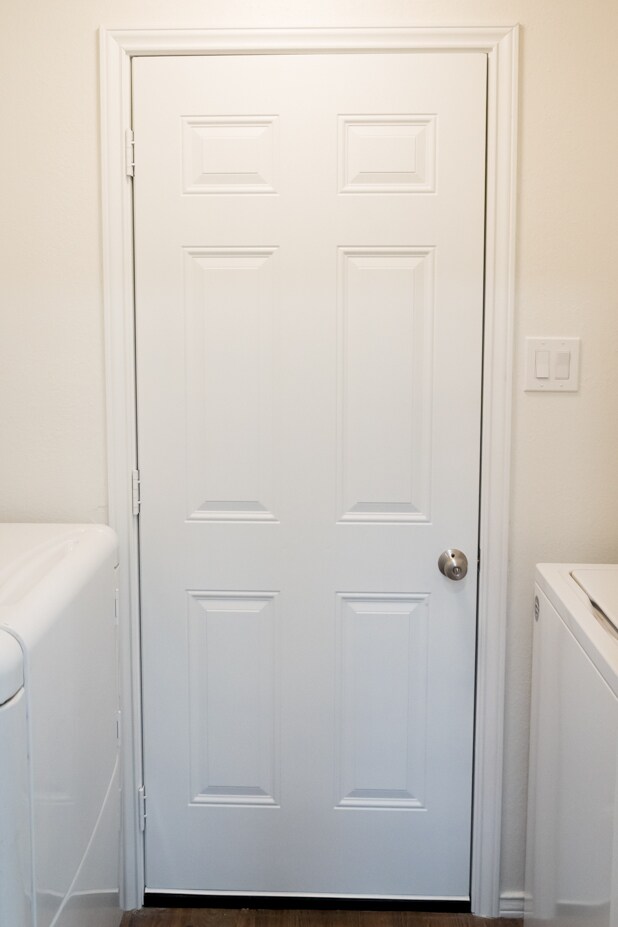 Building Photo - 2861 Panhandle Dr