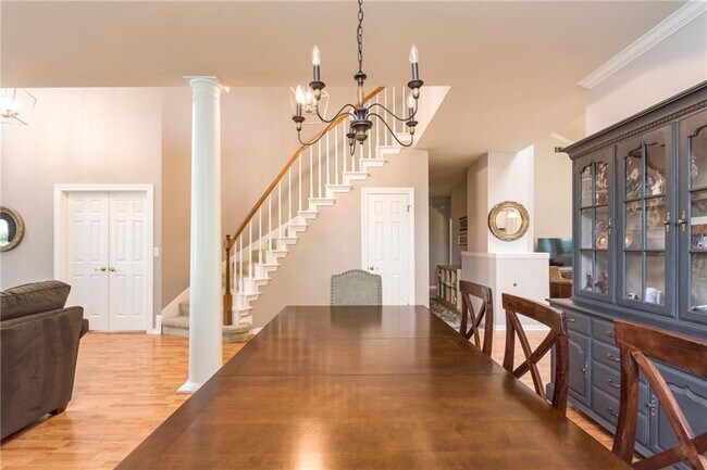 Building Photo - 6300 Redgate Ct