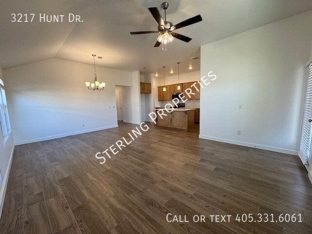 Building Photo - 3217 Hunt Ln