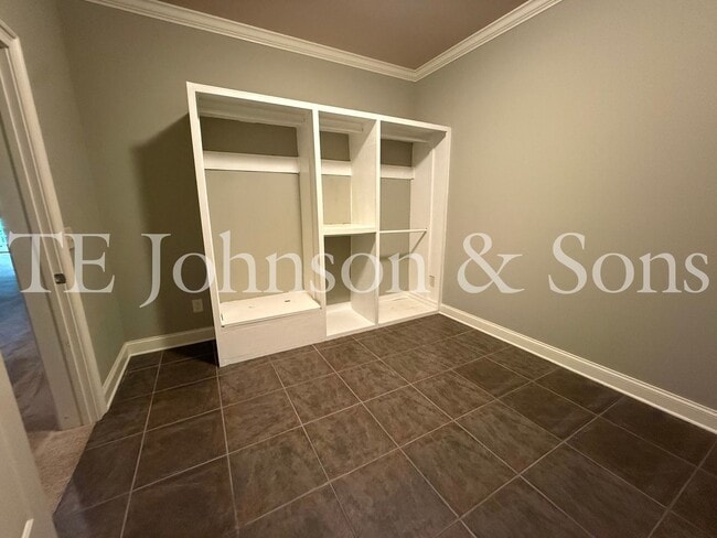 Building Photo - 5540 Brookberry Farm Rd