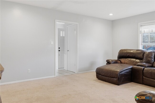 Building Photo - 803 Hibiscus Ln