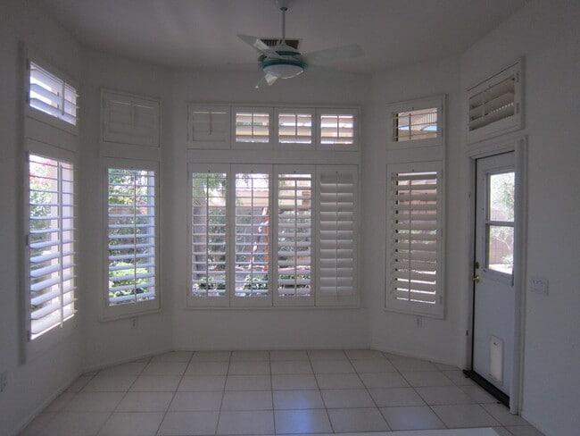 Building Photo - 78093 Larbrook Dr