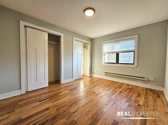 Building Photo - 1 bedroom in HIGHLAND PARK IL 60035