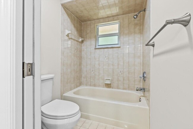 Building Photo - 1799 SW Taurus Ln