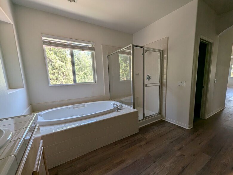Building Photo - 17008 Spring Canyon Pl