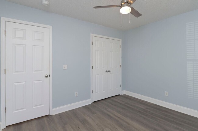 Building Photo - Beautifully Updated 3BR Home Minutes from Fort Jackson, VA Hospital & I-77