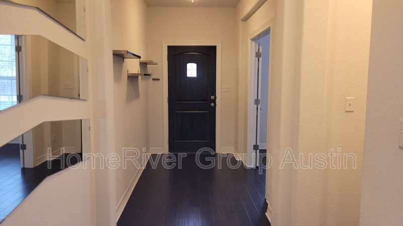 Building Photo - 336 Beretta Cir