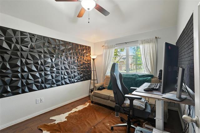 Building Photo - 7114 Waterbury Dr