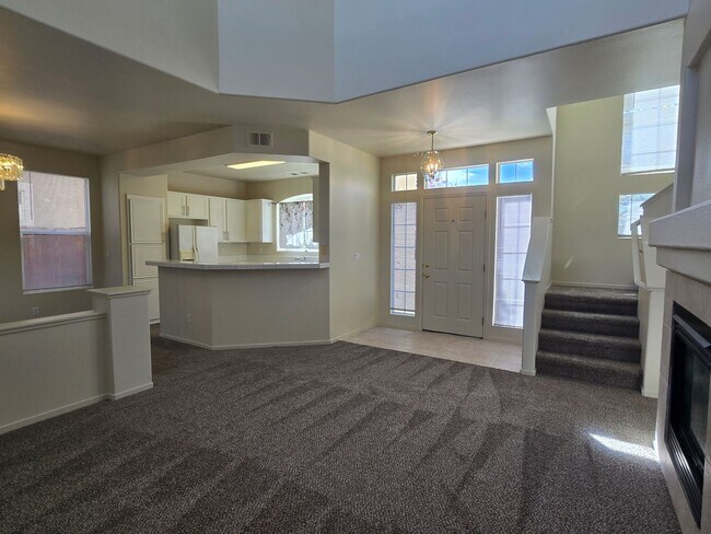 Building Photo - Beautiful South Reno Home in Gated Community