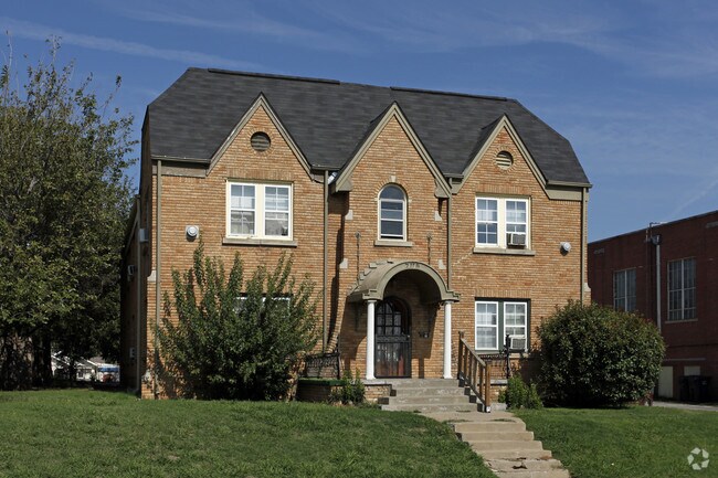 Building Photo - Roanoke Apartments
