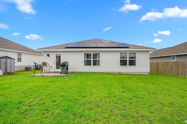 Building Photo - 5843 Belmont Stakes Rd