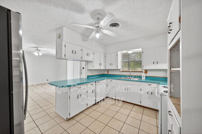 Building Photo - 7590 New Sulphur Springs Rd