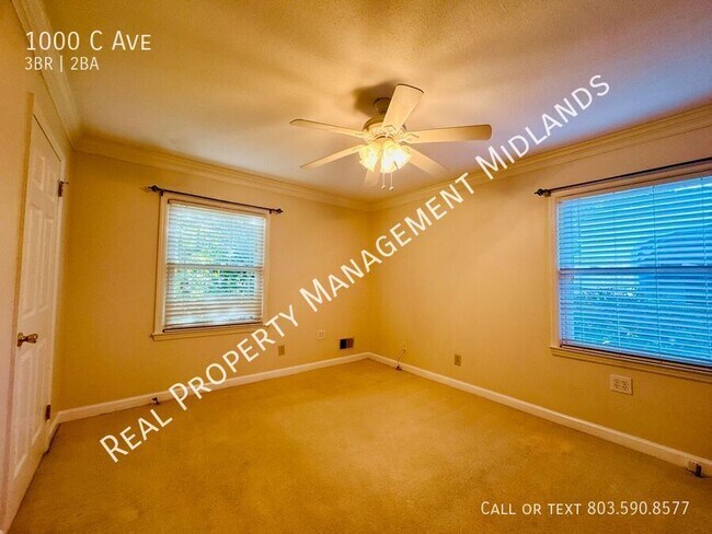 Building Photo - 1000 C Ave