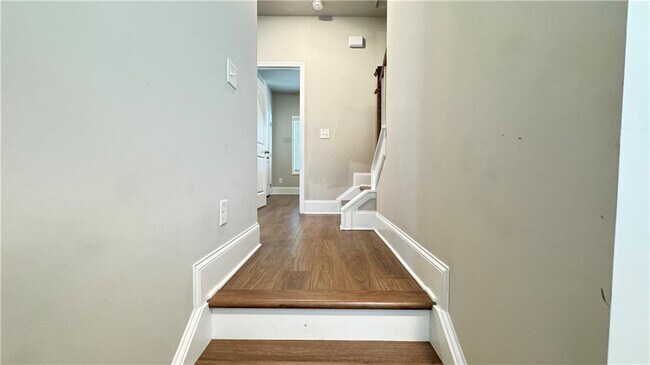 Building Photo - 13040 Deerfield Pkwy
