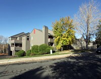 Building Photo - Sycamore Hills Apartments