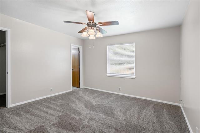 Building Photo - 1221 E FM 4