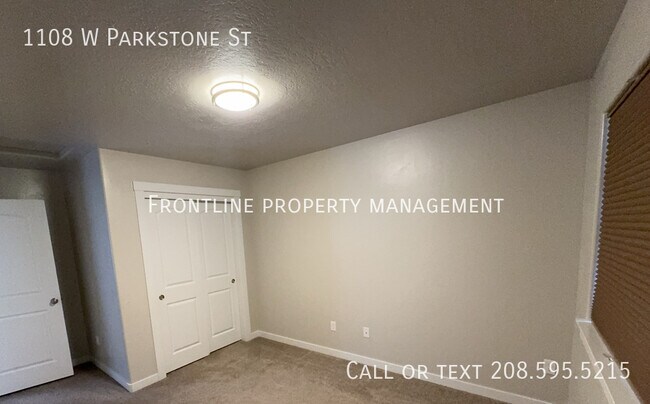 Building Photo - 1108 W Parkstone St