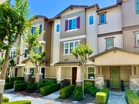 Building Photo - 6576 S Mariposa Ct