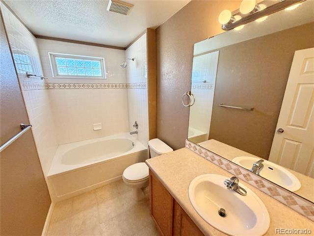 Building Photo - 5800 Tower Rd