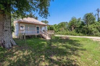 Building Photo - 3210 Elks Dr