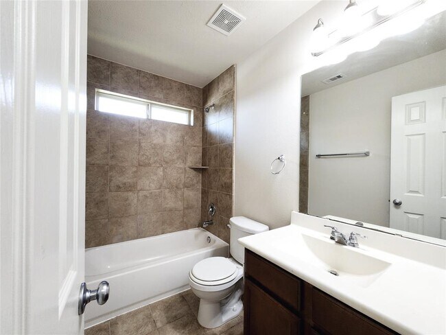 Building Photo - 15107 Sequoia Meadow Ct