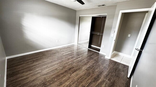 Building Photo - 3935 Middlesex Pl