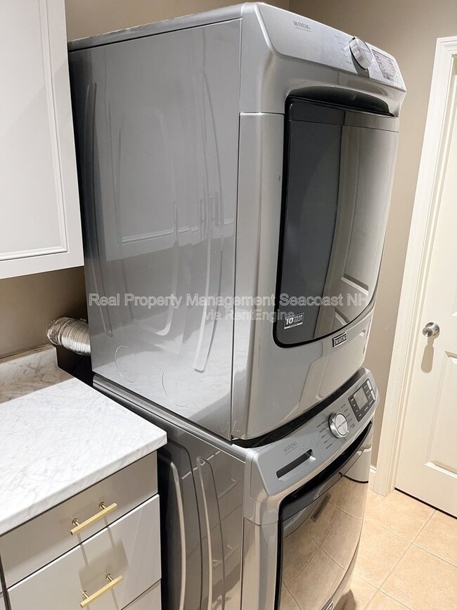 Building Photo - 37 French Cross Rd