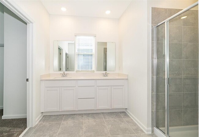 Building Photo - 7453 Ivy Tendril Ave