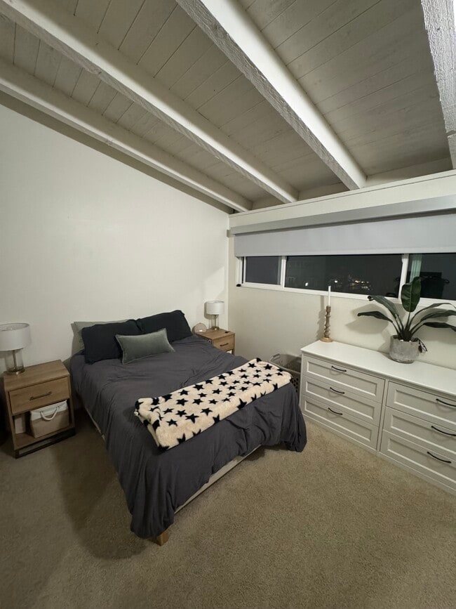 Building Photo - 463 Fair Dr