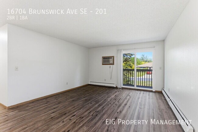 Building Photo - 16704 Brunswick Ave SE