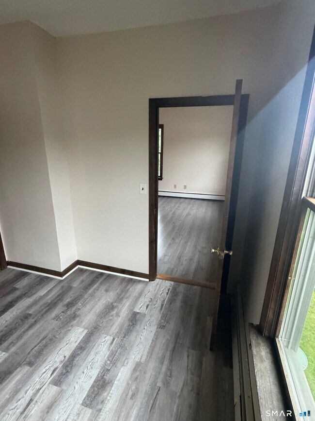 Building Photo - 33 Spaulding St