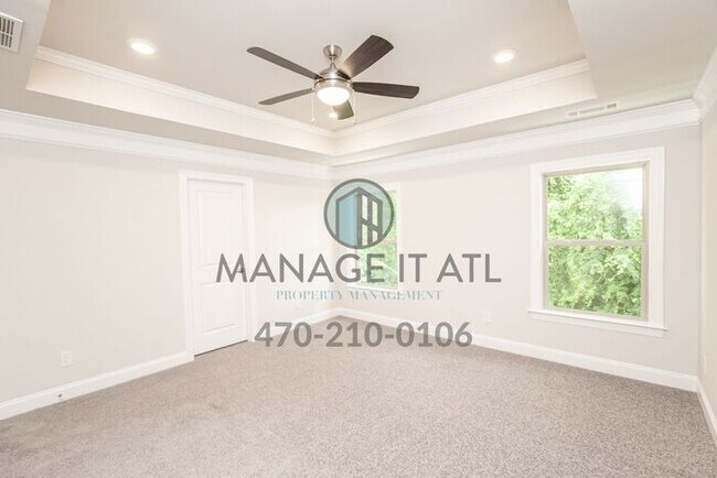 Building Photo - Elegant 4 bedroom Townhome in Chamblee clo...